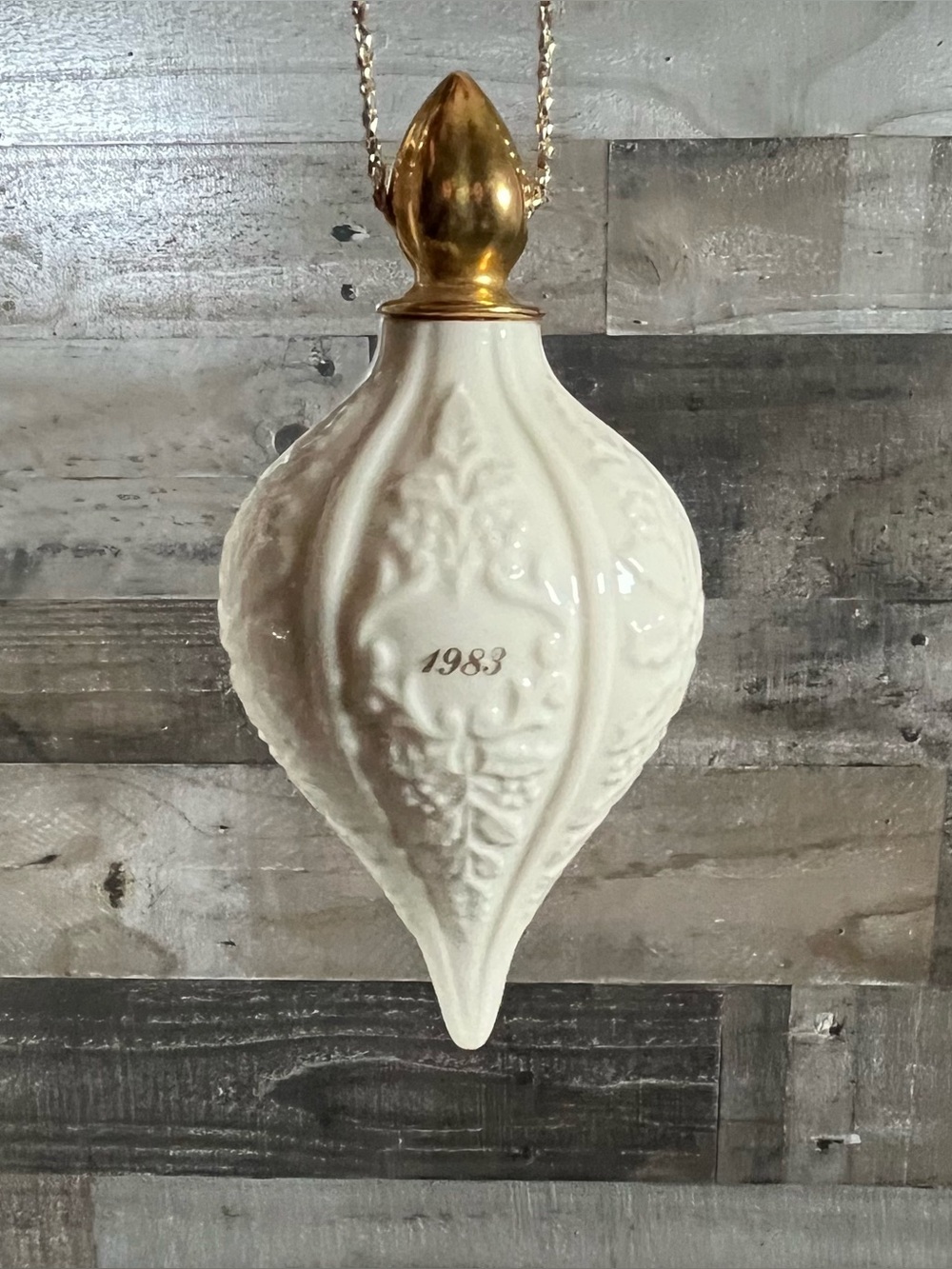 Vintage Lenox Limited Edition 1983 Christmas Embossed Porcelain Ornament Gold